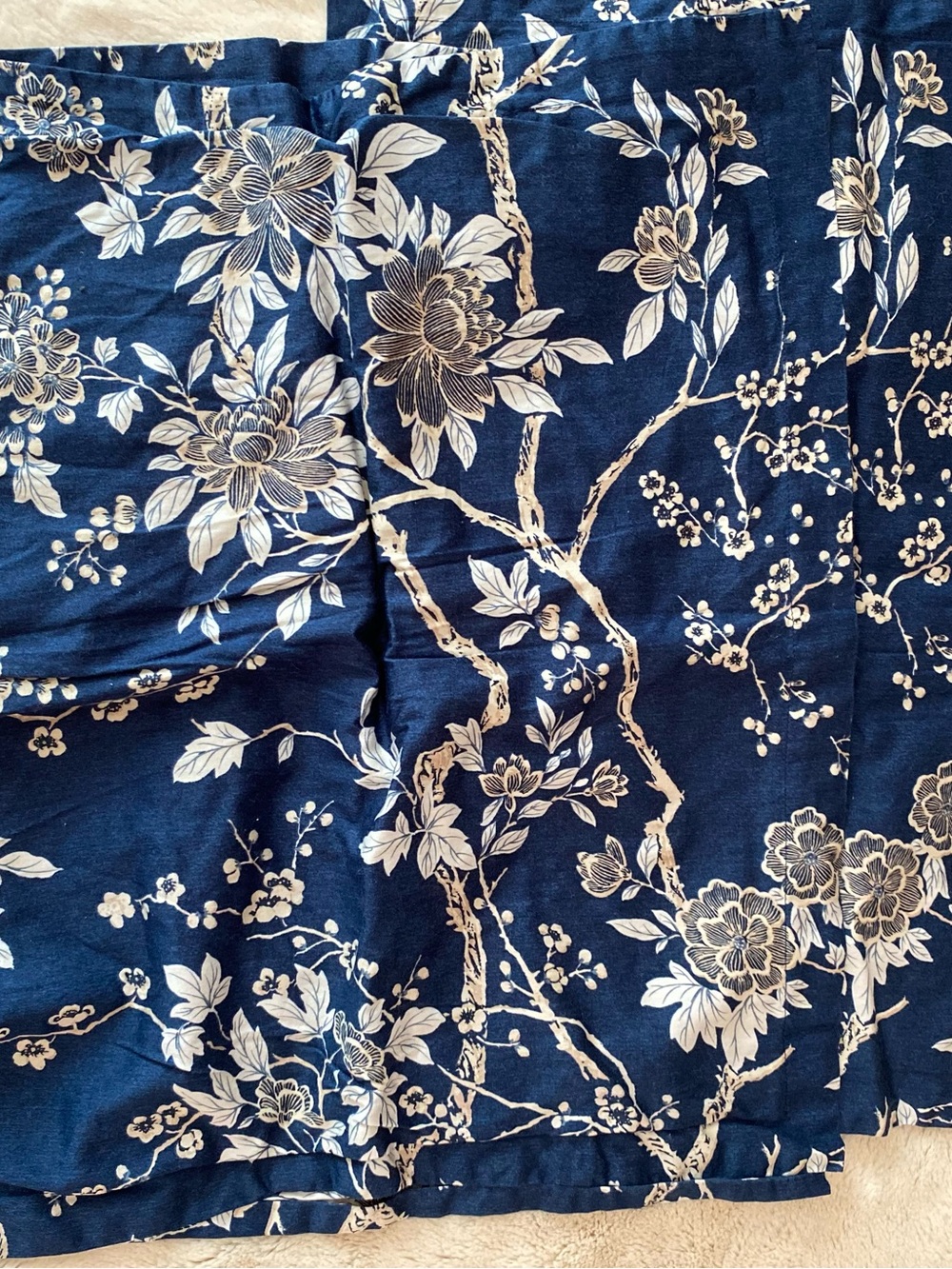 Eikei Egyptian cotton 2 floral print pillowcases/shams
